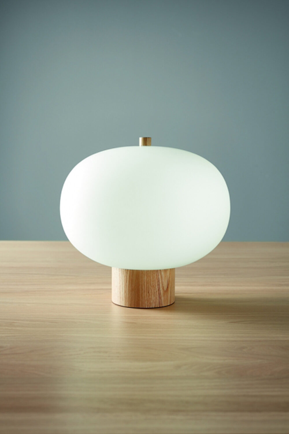 Ilargi Table Lamp